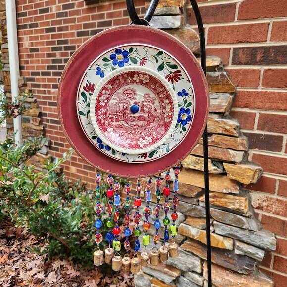 Red Floral Plate Dish Flower Windchime Sun Catcher Lampwork Beads Tin Bells - Picture 1 of 3